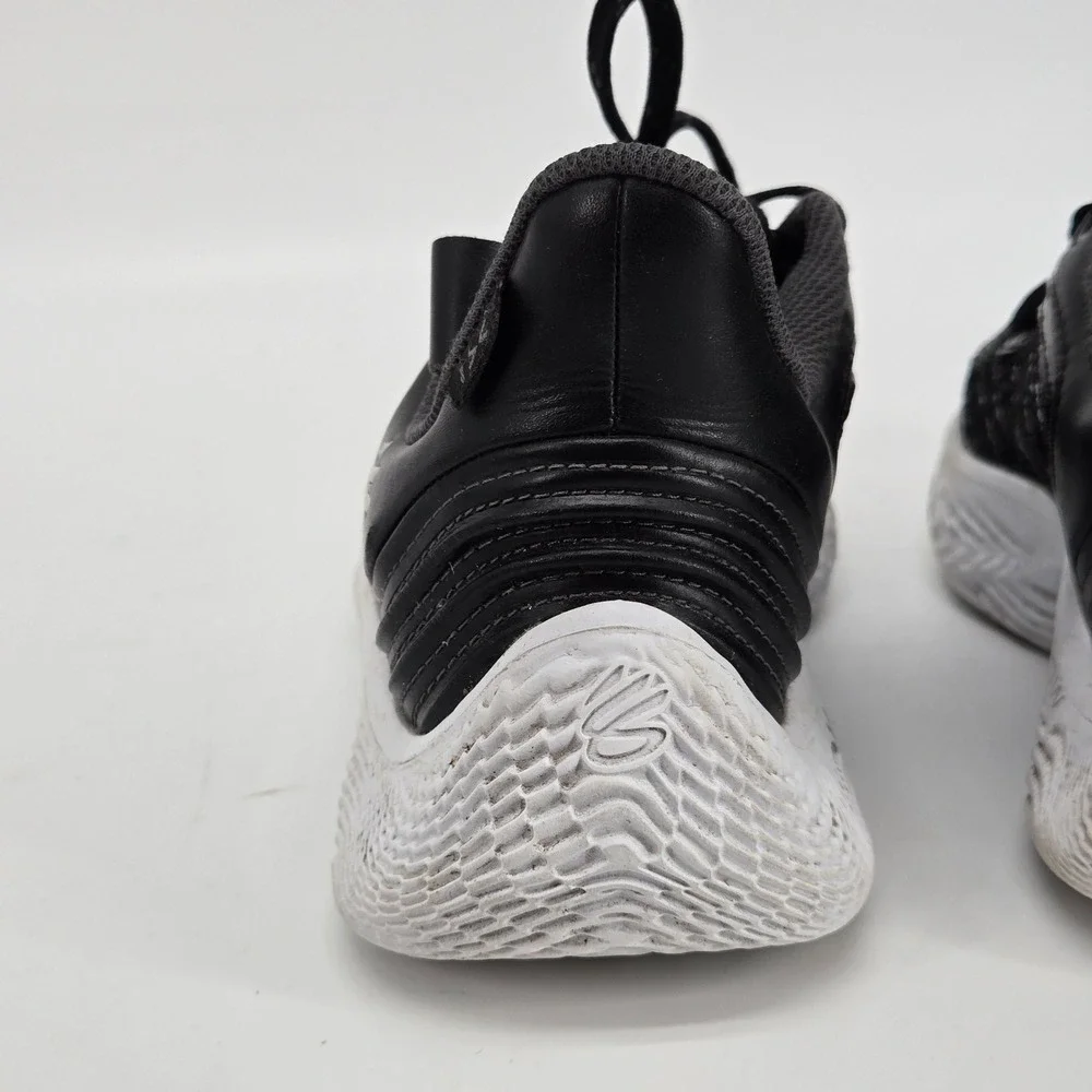 Under Armour Curry Flow 9 Team Black White‎ Youth 3.5 Women 5 Basketball Shoe